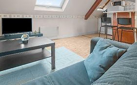 Pied-A-Terre A Montlucon