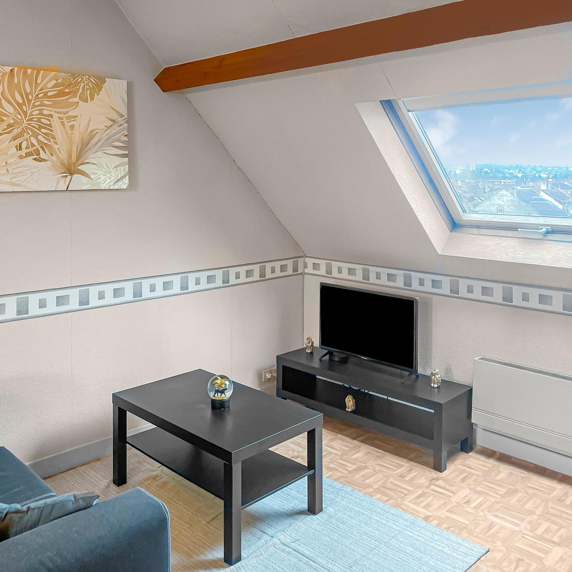 Appartement Pied-A-Terre A Montluçon Extérieur photo