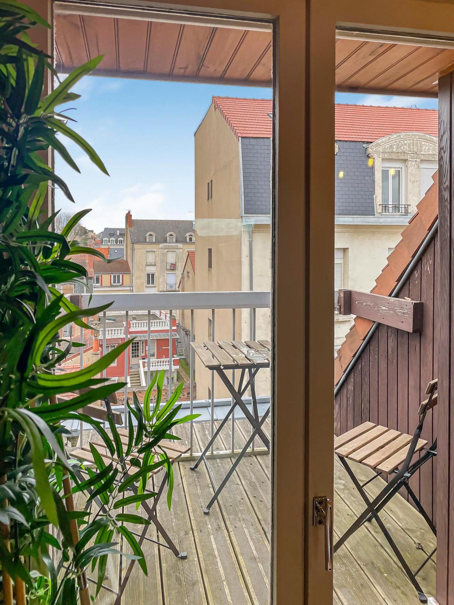 Appartement Pied-A-Terre A Montluçon Extérieur photo